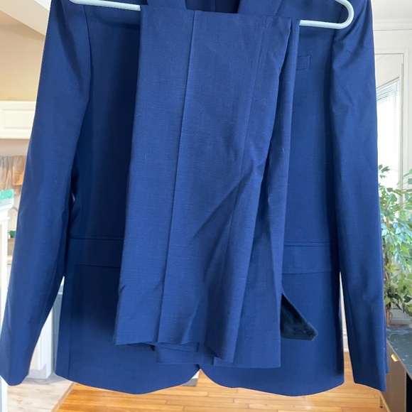 Express - Slim Blue Modern Tech Suit - 38S Jacket, 30x30 Pants - Picture 5 of 11